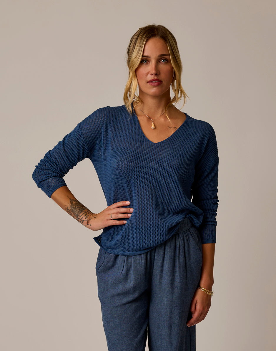 Zella Mesh Pullover Organic Cotton V Neck | Carve Designs