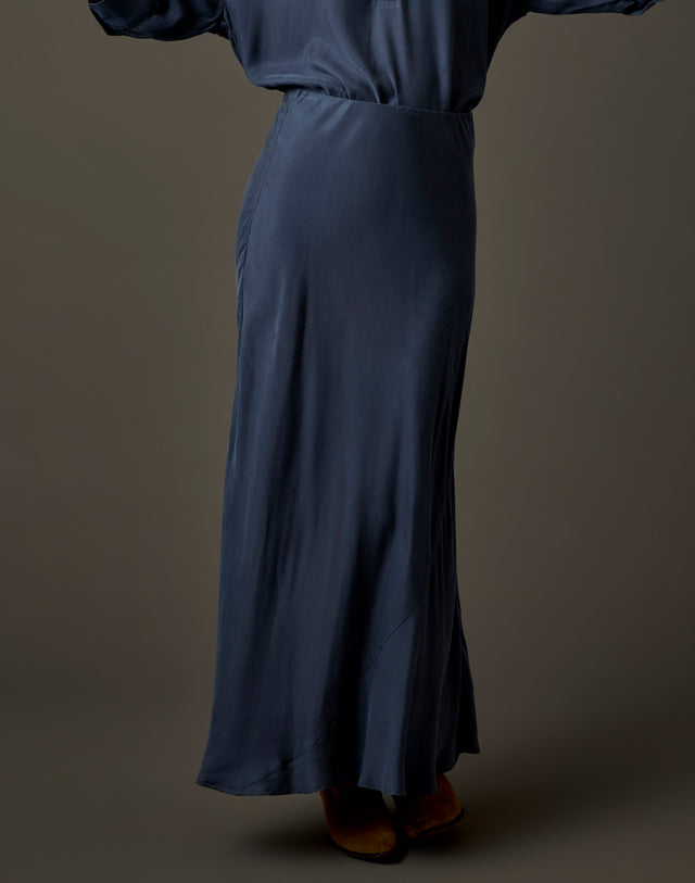 Tess Kindsilk Skirt: Washed Charcoal Blue
