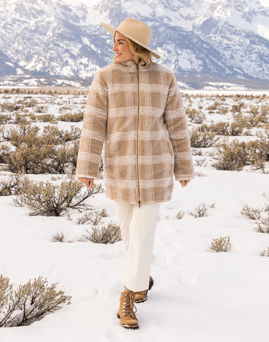 Mason Reversible Jacquard Jacket: Lt. Khaki Plaid
